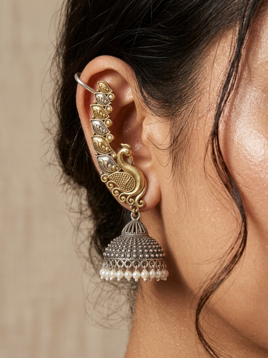Varnika Dual Tone Ear Cuff