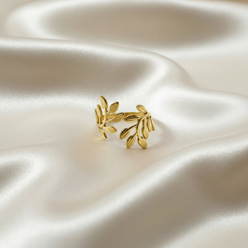 Thalira Statement Leaves Ring