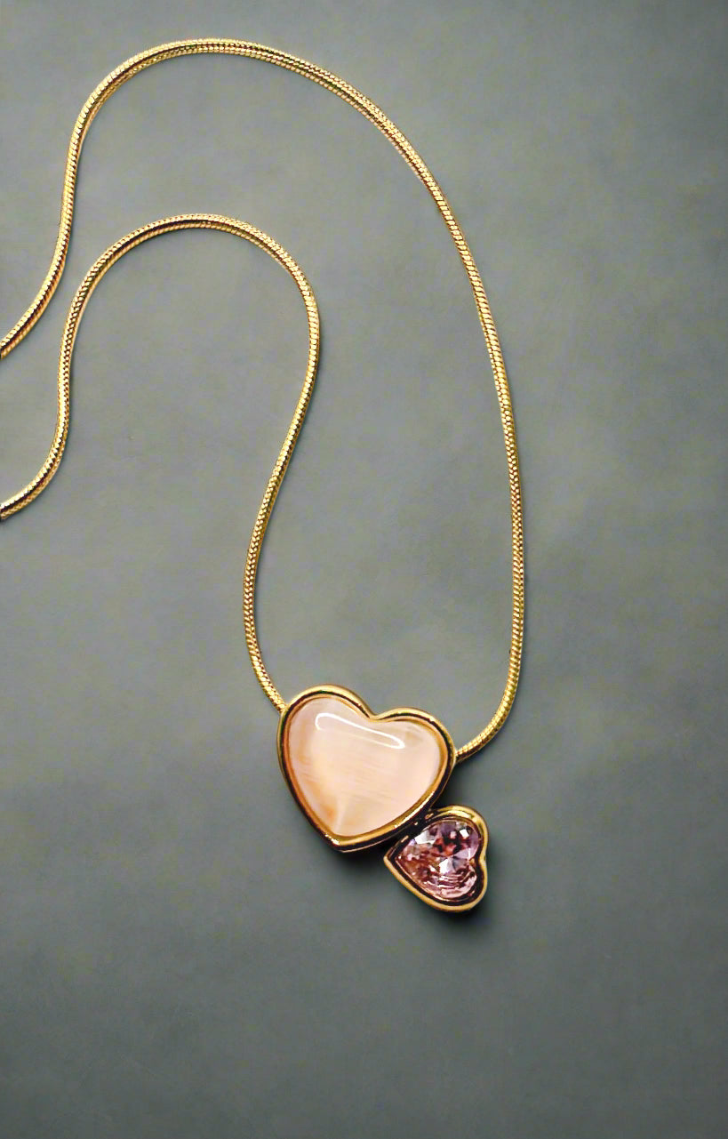 Velin Necklace