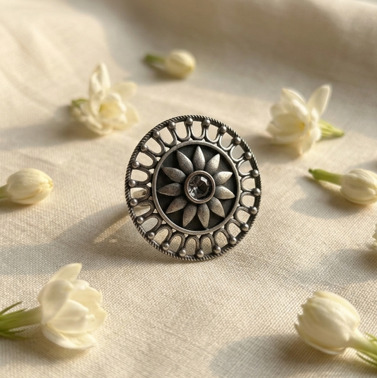 Aarcha statement ring