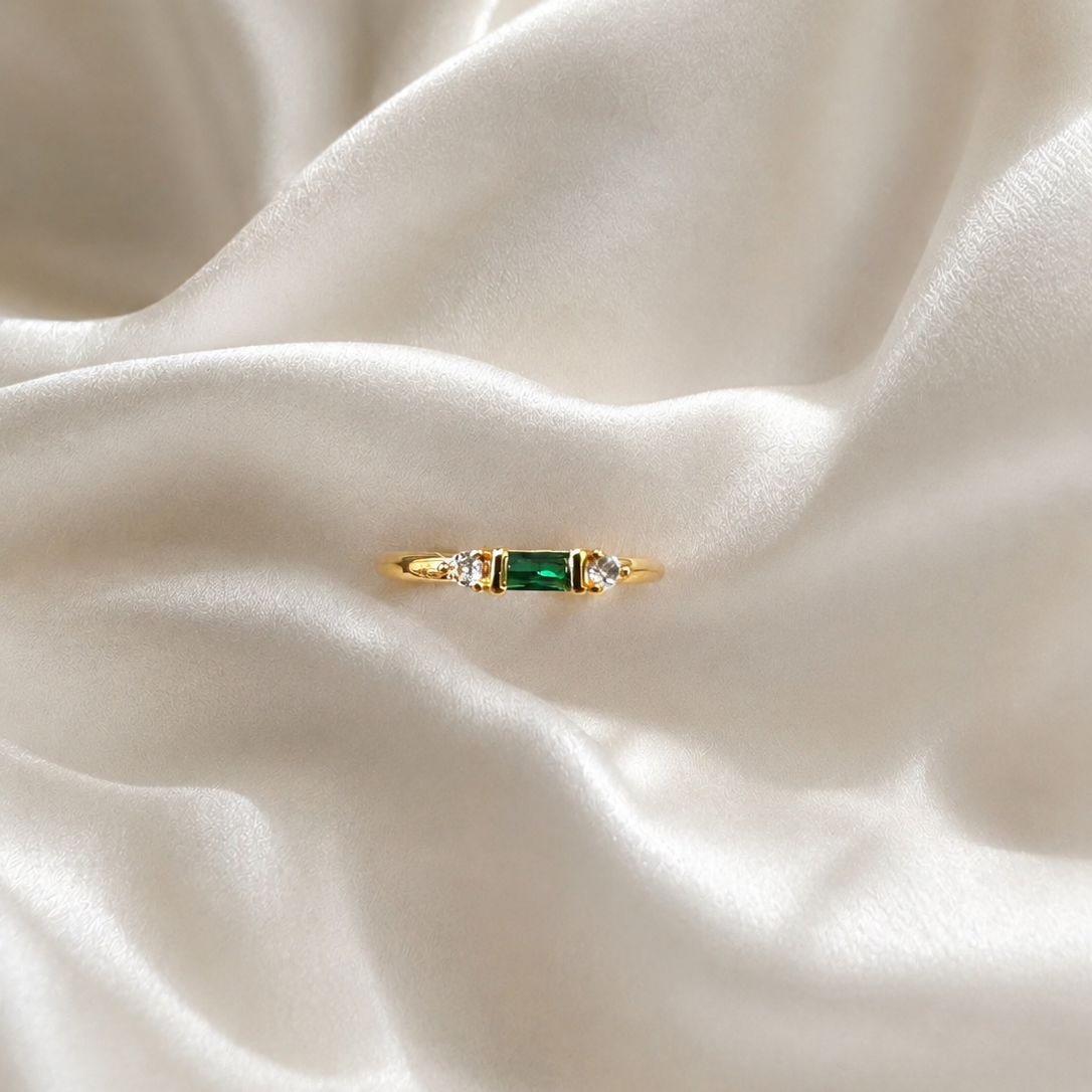 Tiara Green Stone