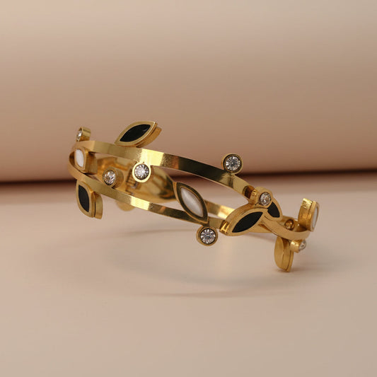 Vinea Bangle Bracelet