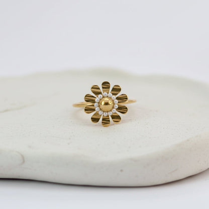 Daisy Ring