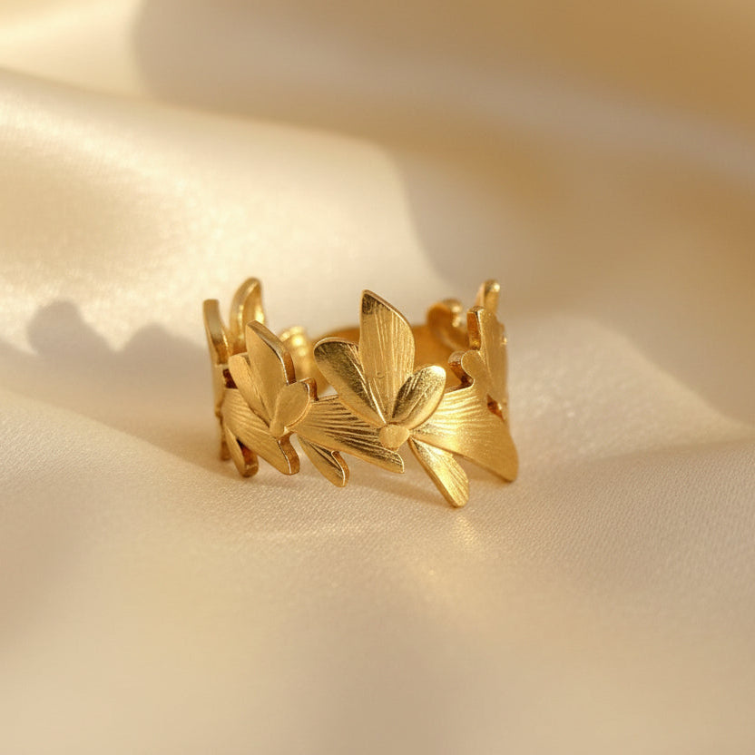 Taliah Leaf Ring