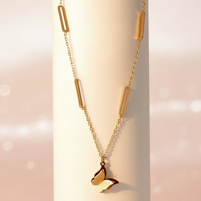 Lyria Necklace